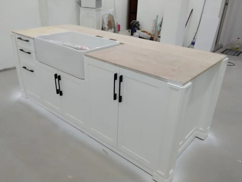 Wooden Kitchen Cabinet (4)