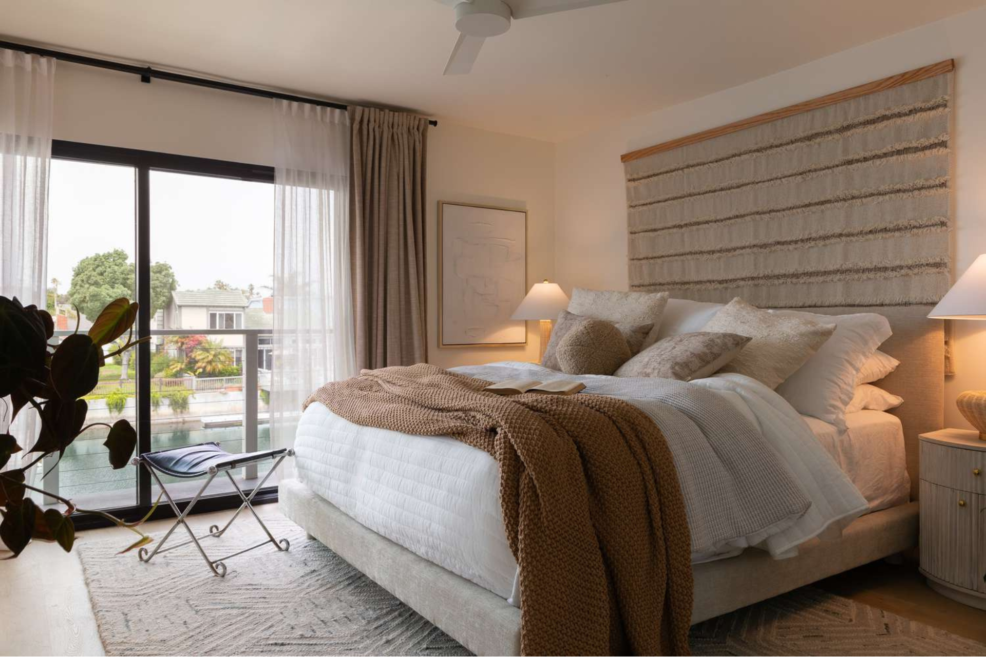 Wood Cabinet Johor Minimalist Bedroom Design, Minimalist Bedroom, Bedroom Decor, Bedroom Design, Minimalist Bedroom Planning, Minimalist Bedroom Outlook